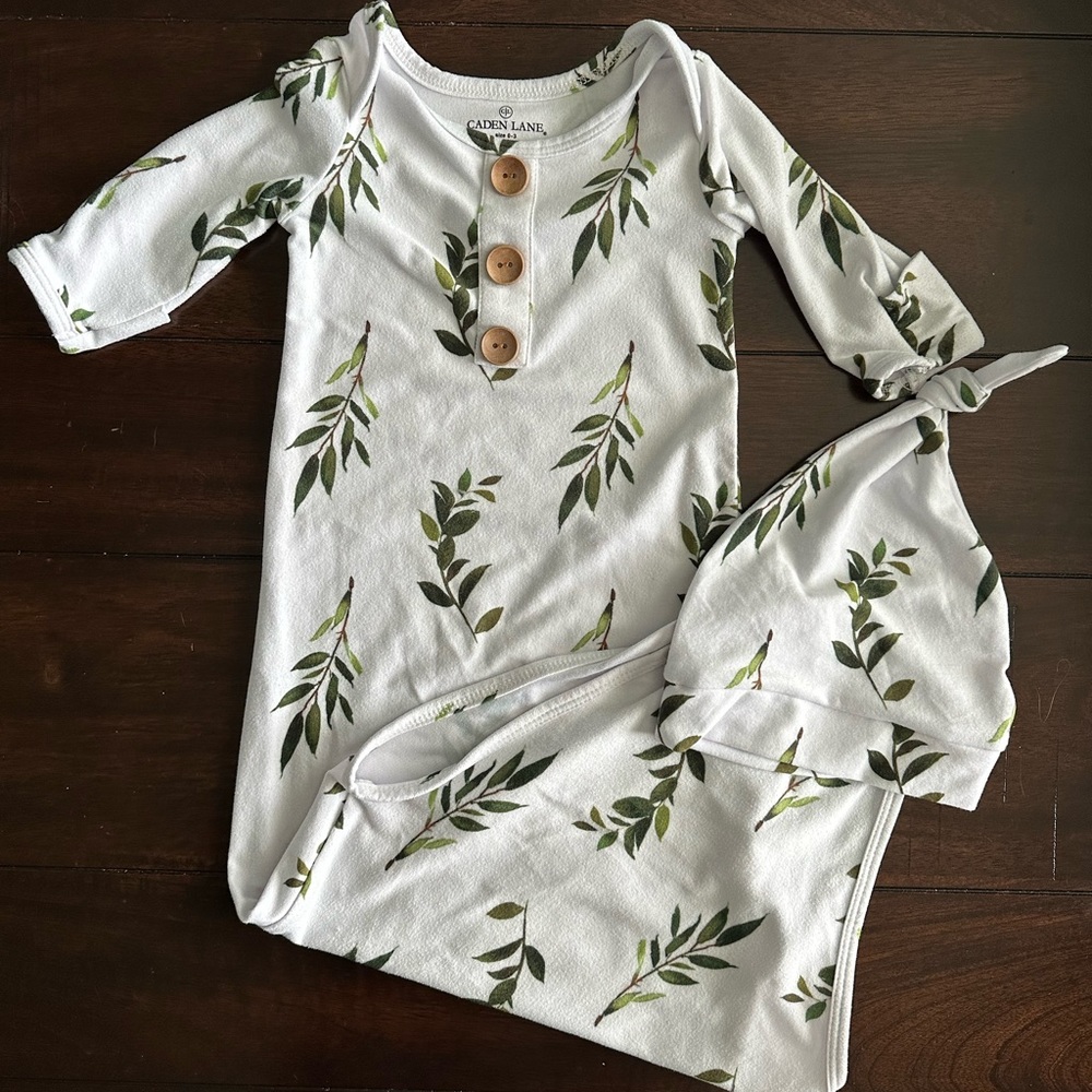 Caden lane knotted gown and hat